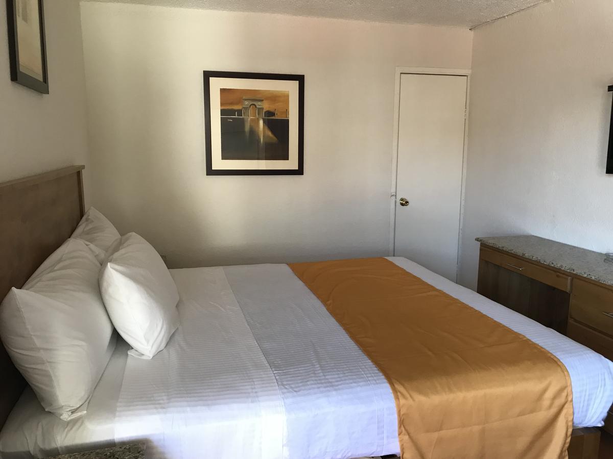 Hotel Guillen Jr Tijuana Eksteriør bilde
