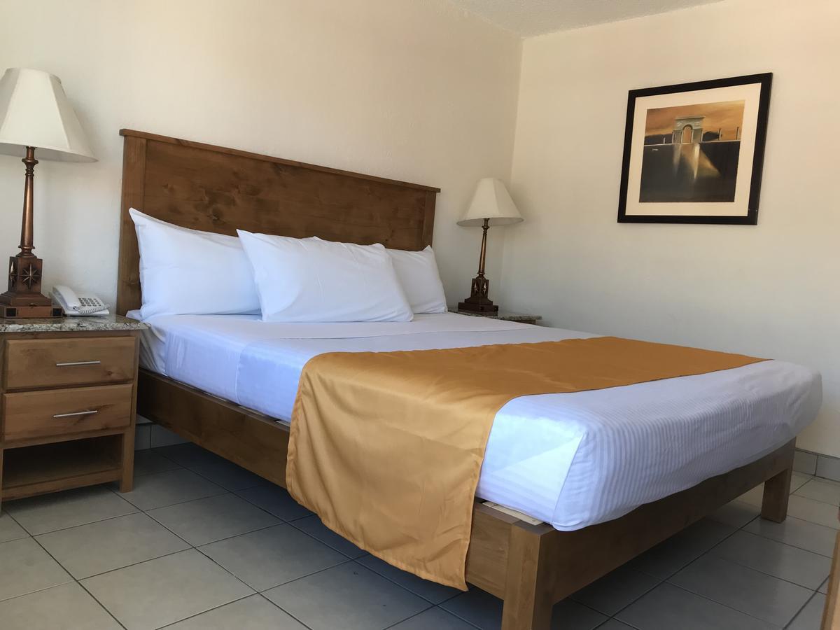 Hotel Guillen Jr Tijuana Eksteriør bilde