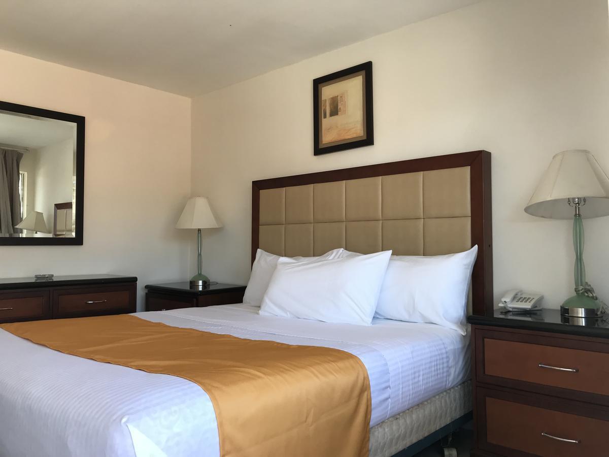 Hotel Guillen Jr Tijuana Eksteriør bilde