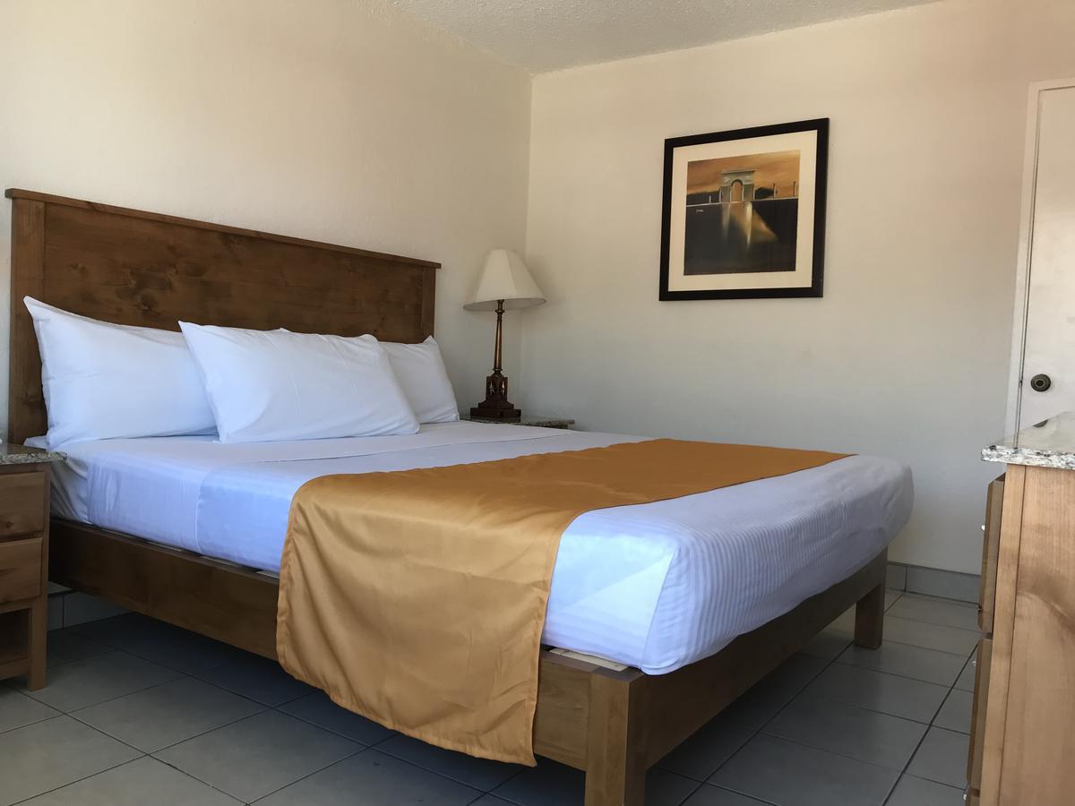 Hotel Guillen Jr Tijuana Eksteriør bilde