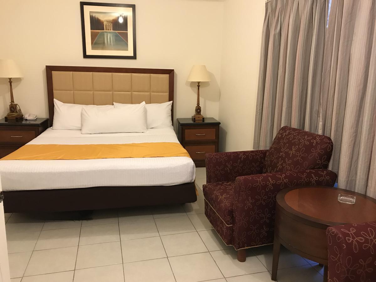 Hotel Guillen Jr Tijuana Eksteriør bilde