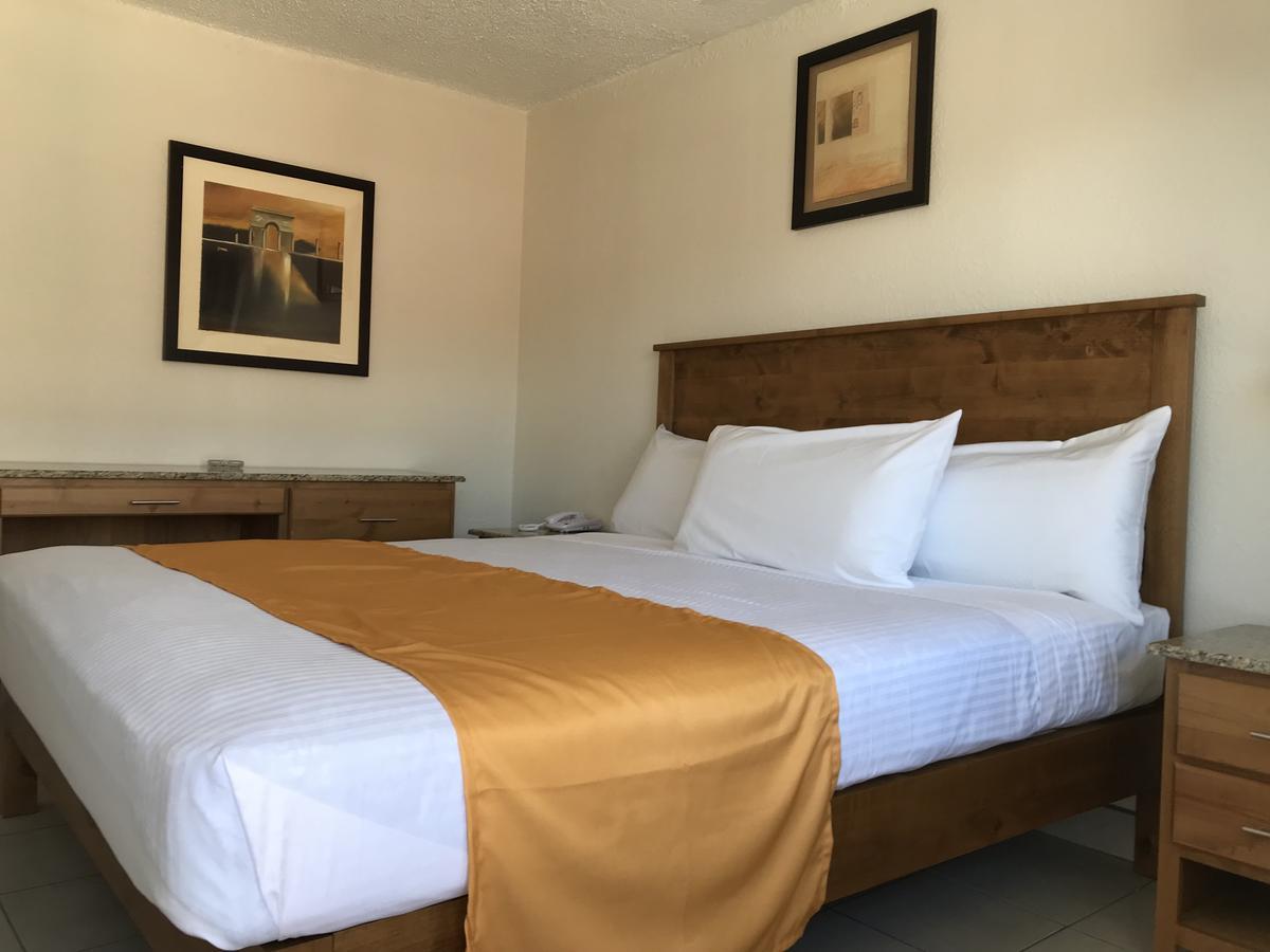 Hotel Guillen Jr Tijuana Eksteriør bilde