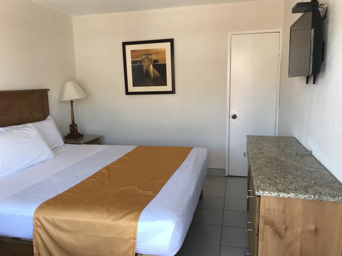 Hotel Guillen Jr Tijuana Eksteriør bilde